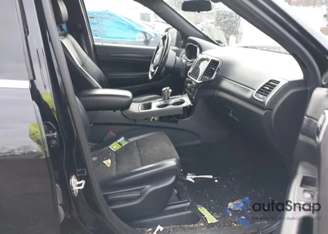 2021 Jeep Grand Cherokee Laredo X 4X4 from USA, damaged, VIN 1C4RJFAGXMC650672